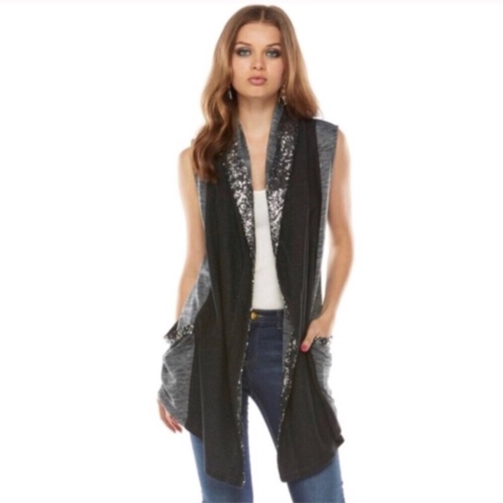 Juicy couture fly away vest